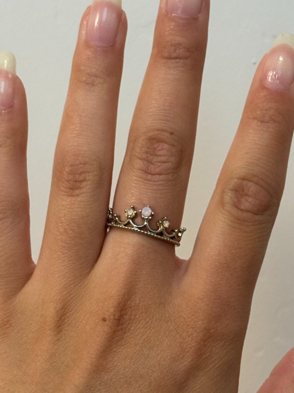 Brandy Melville Crown Ring Pink Stones